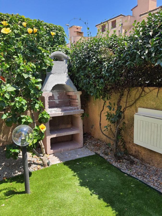 Casa Azzurra Olbia Mare Lejlighed Eksteriør billede